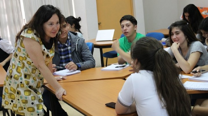 Ochenta escolares de Aconcagua participaron en clases universitarias en Campus San Felipe de la UV